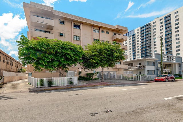 1 of 28 - 6880 Abbott Ave 212, Miami Beach, FL