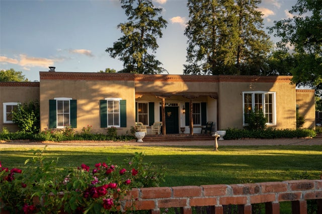 614 Acequia Madre, Santa Fe