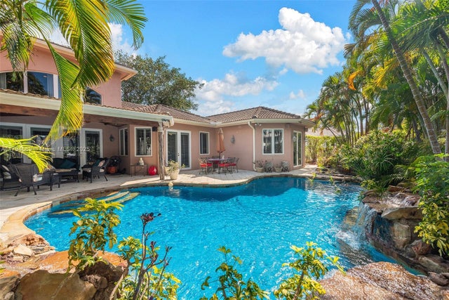 2 of 32 - 2709 Ne 16th St, Fort Lauderdale, FL