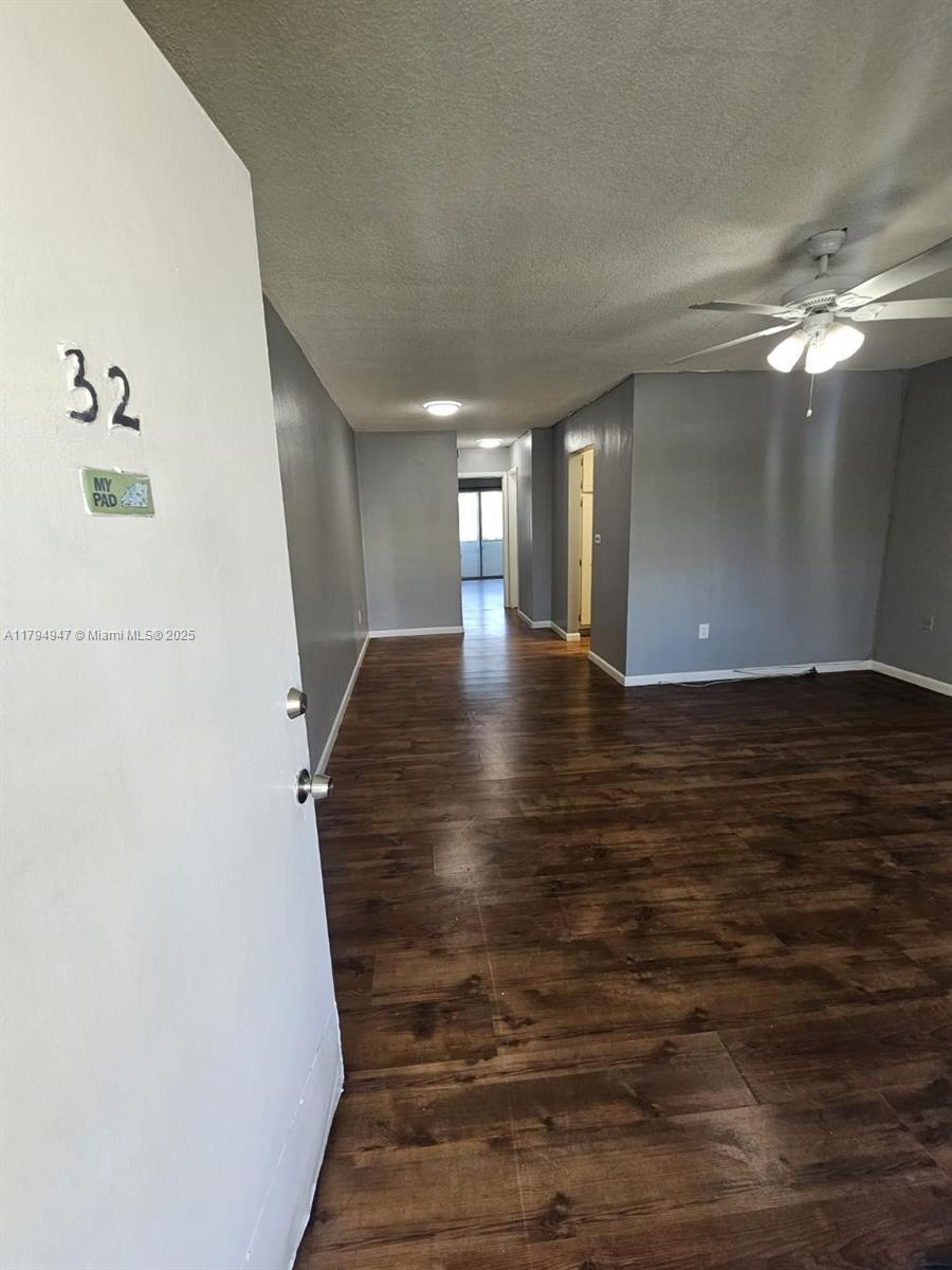 101 Nw 204th St 32, Miami Gardens
