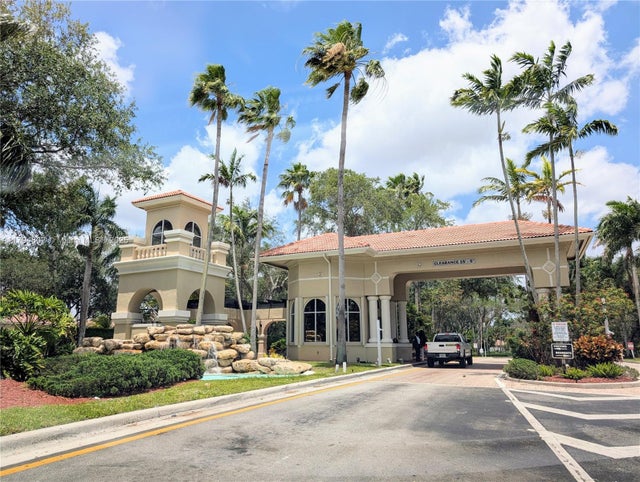2 of 30 - 7683 Nw 19th St, Pembroke Pines, FL