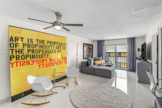 5 of 37 - 1150 Collins Ave 403, Miami Beach, FL