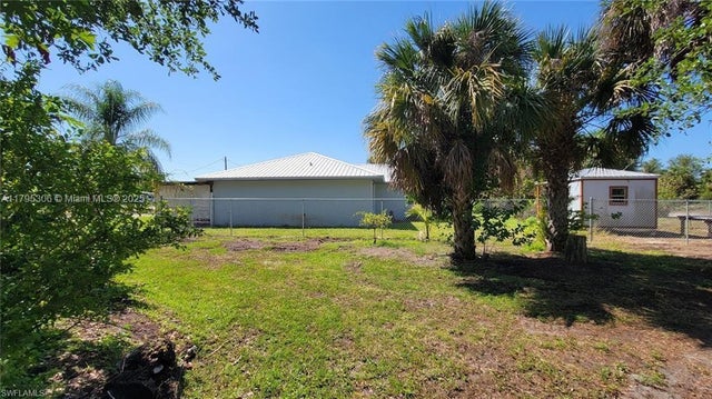 3 of 44 - 3054 Ne Beechwood Cir, La Belle, FL