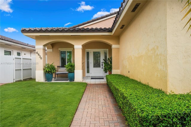 2 of 31 - 6630 Sw 159th Pl, Miami, FL