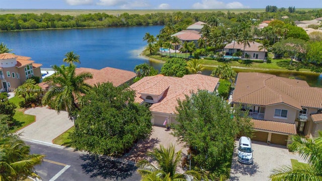 1 of 34 - 12307 Nw 49th St, Coral Springs, FL