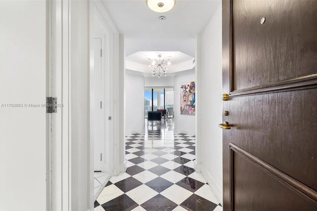 3 of 45 - 19500 Turnberry Way 20d, Aventura, FL