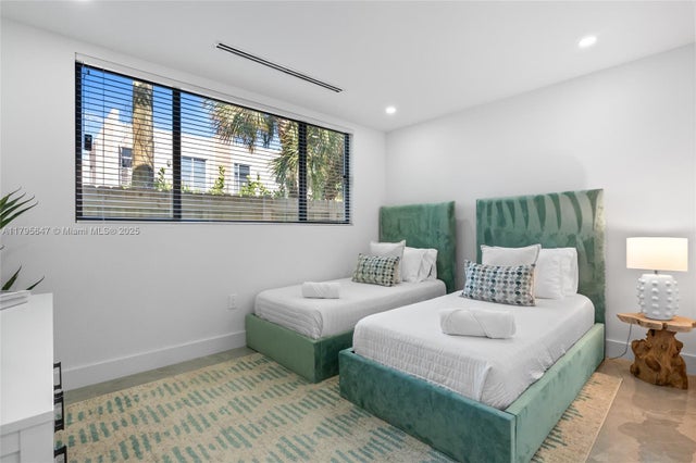 4 of 56 - 325 Sw 16th St B, Fort Lauderdale, FL