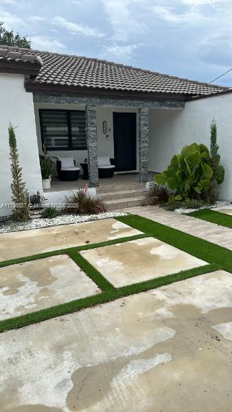 1218 Nw 41st St, Miami