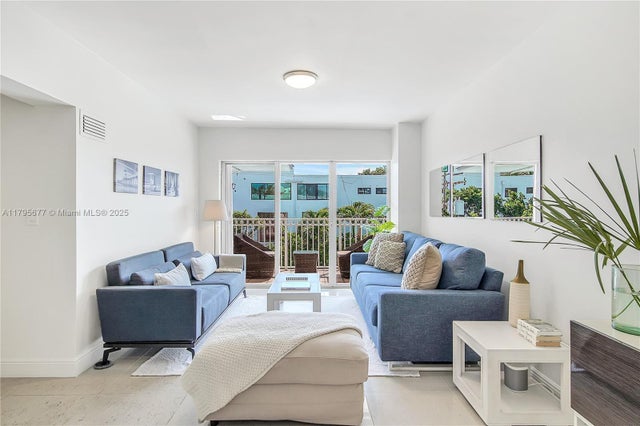 2 of 40 - 290 Sunrise Dr 3-k, Key Biscayne, FL