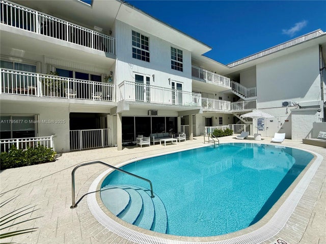 5 of 40 - 290 Sunrise Dr 3-k, Key Biscayne, FL