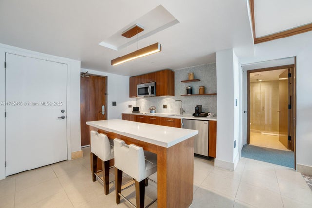 4 of 55 - 6801 Collins Ave 709 (door 709), Miami Beach, FL
