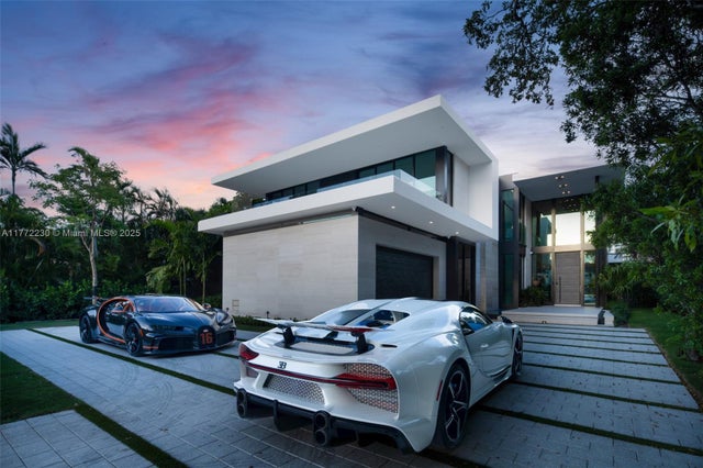 4 of 45 - 5515 Pine Tree Dr, Miami Beach, FL