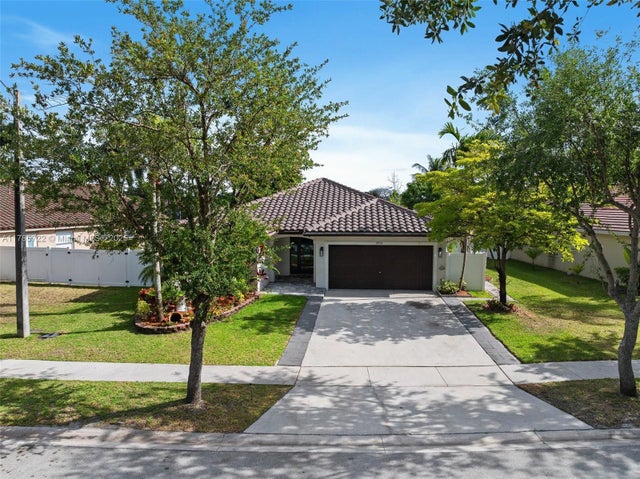 2 of 37 - 18506 Nw 24th Pl, Pembroke Pines, FL