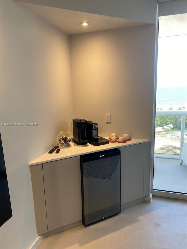 3 of 30 - 10275 Collins Ave 920, Bal Harbour, FL