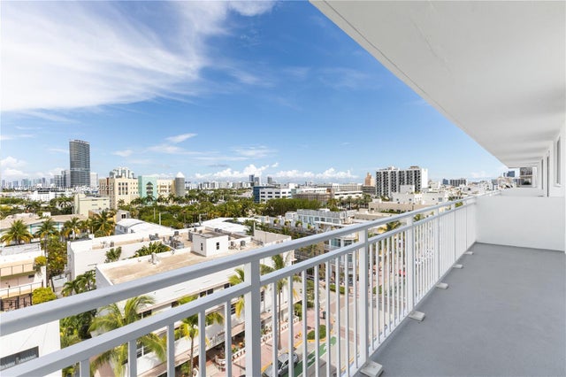4 of 36 - 345 Ocean Dr 904, Miami Beach, FL