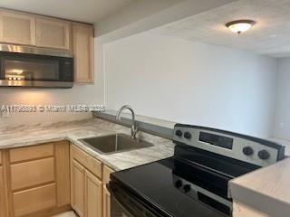 5 of 36 - 345 Ocean Dr 904, Miami Beach, FL