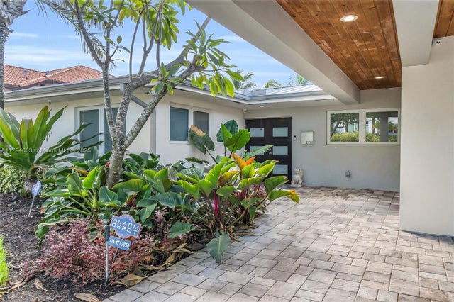 2 of 43 - 2108 Ne 124th St, North Miami, FL