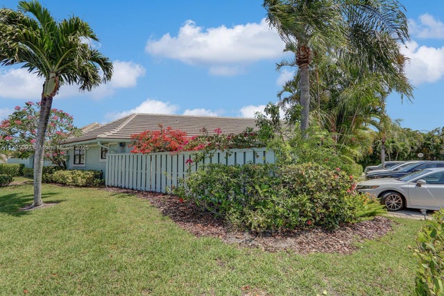 1 of 37 - 1127 E Seminole Ave 25d, Jupiter, FL