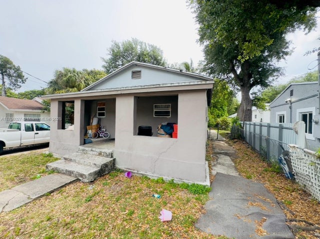 4 of 23 - 5511 Nw 4th Ave, Miami, FL