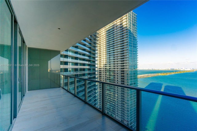 3 of 34 - 480 Ne 31st St 2906, Miami, FL