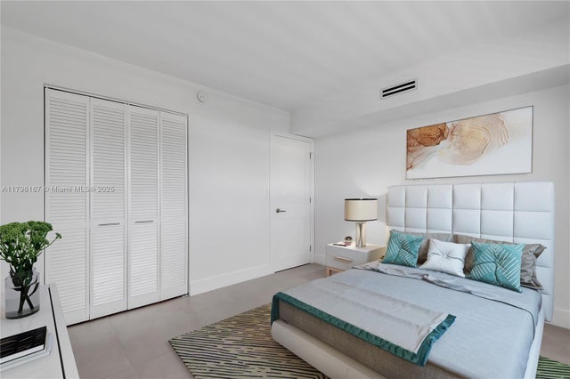4 of 22 - 240 Galen Dr 308, Key Biscayne, FL