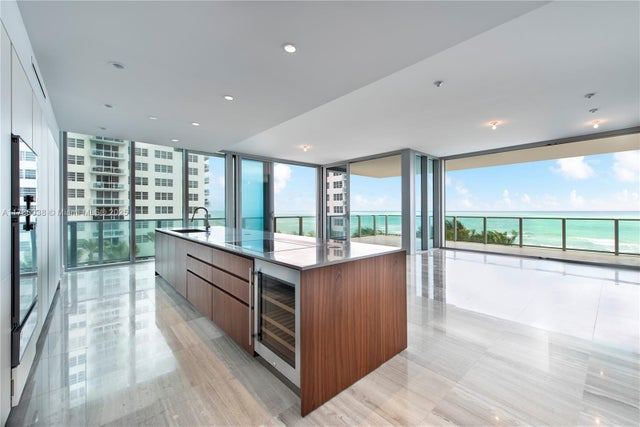 4 of 61 - 6901 Collins Ave 401, Miami Beach, FL