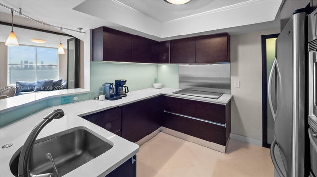 5 of 21 - 1900 Sunset Harbour Dr 2008, Miami Beach, FL