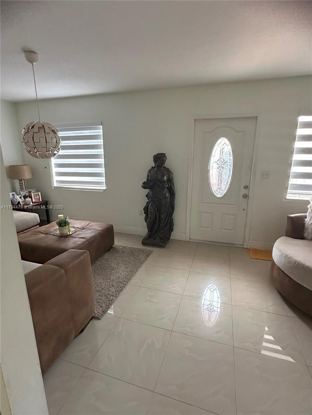 4 of 33 - 16263 Sw 97th St 16263, Miami, FL