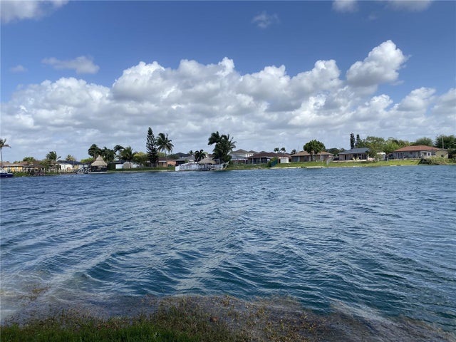 2 of 25 - 14317 Sw 296th St, Homestead, FL