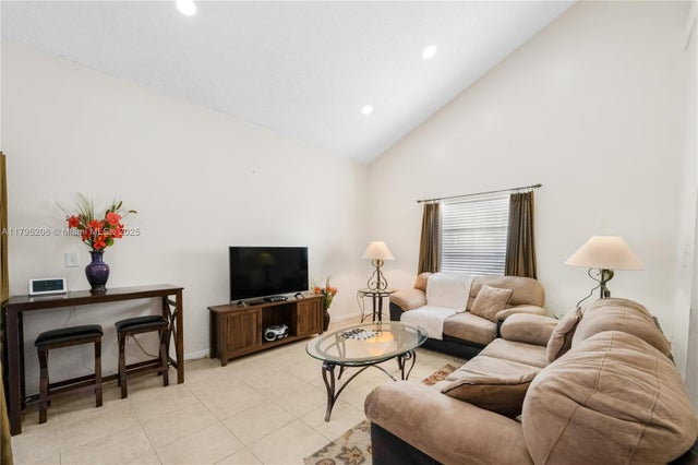 5 of 53 - 1249 Nw 126th Ter, Sunrise, FL