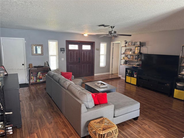 3 of 5 - 11940 Nw 29th Mnr, Sunrise, FL