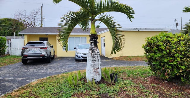 1 of 27 - 6881 Sheridan St, Hollywood, FL