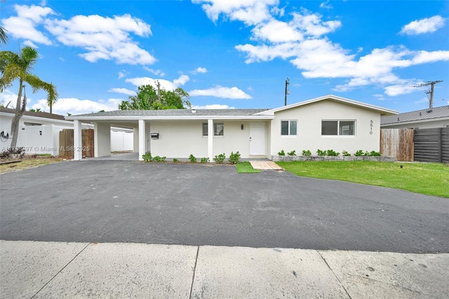 1 of 42 - 5510 Ne 18th Ave, Fort Lauderdale, FL
