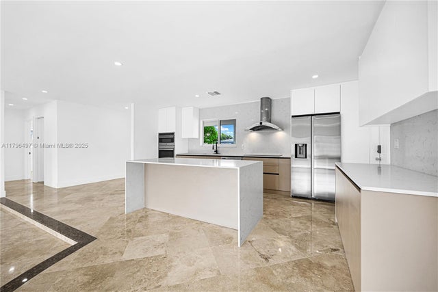 4 of 42 - 5510 Ne 18th Ave, Fort Lauderdale, FL