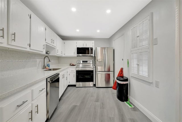 5 of 44 - 1301 Ne 191st St F417, Miami, FL