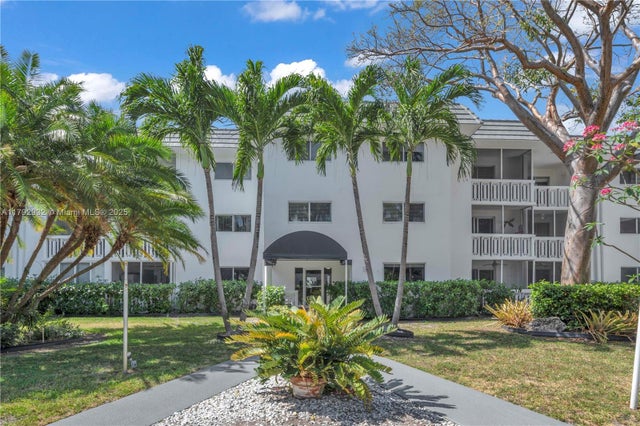 2 of 30 - 200 Galen Dr 308, Key Biscayne, FL