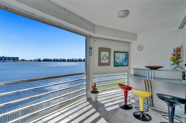 2 of 22 - 1000 Ne 191st St 21, Miami, FL