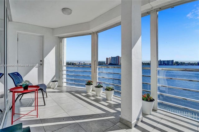 3 of 22 - 1000 Ne 191st St 21, Miami, FL