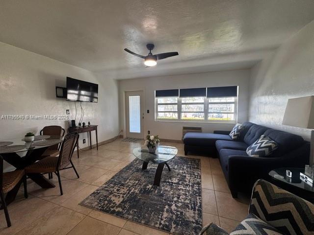 4 of 14 - 801 Atlantic Shores Blvd 115, Hallandale Beach, FL