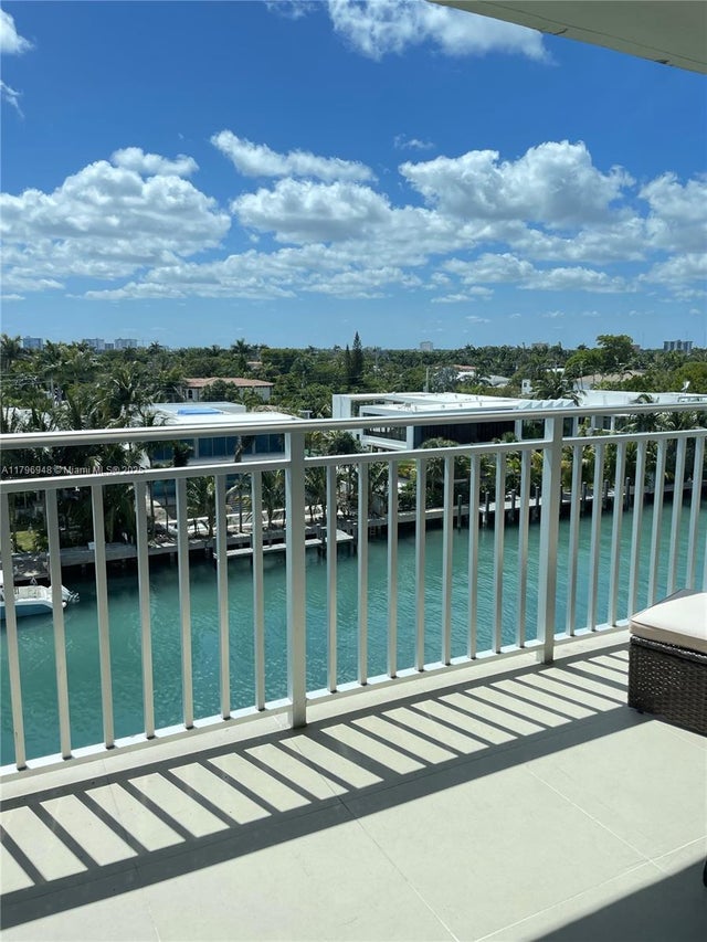 2 of 22 - 9500 W Bay Harbor Dr 6b, Bay Harbor Islands, FL