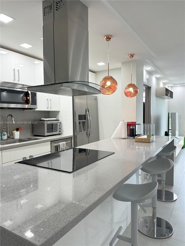 4 of 22 - 9500 W Bay Harbor Dr 6b, Bay Harbor Islands, FL