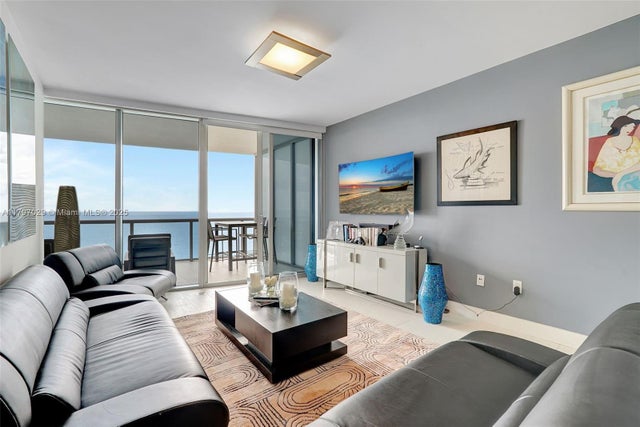 3 of 18 - 17121 Collins Ave 2307, Sunny Isles Beach, FL