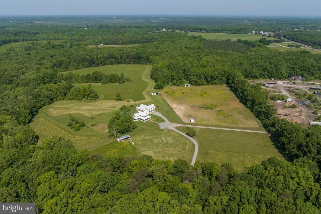 2379 Pendleton Rd, Mineral Property Listing: MLS® #VALA2007452