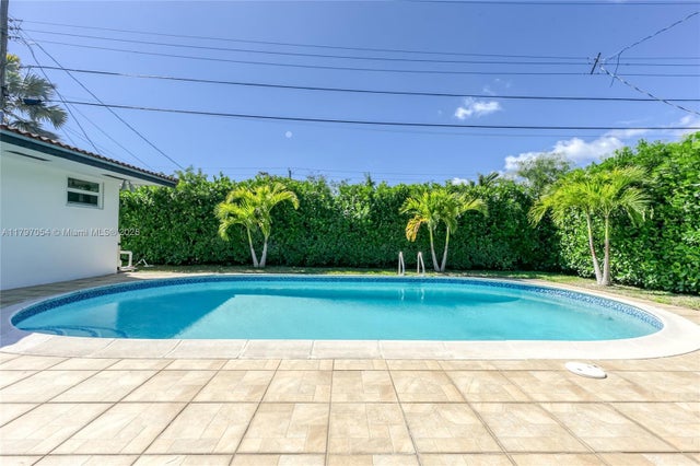 4 of 51 - 1320 Arthur St, Hollywood, FL