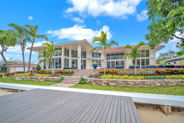 2 of 70 - 1925 Harbourview Dr, Fort Lauderdale, FL