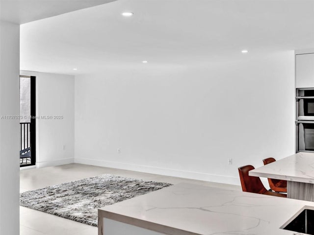 4 of 50 - 1101 River Reach Dr 302, Fort Lauderdale, FL