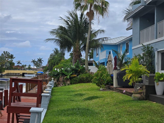 3 of 16 - 2115 Ne 44th St, Lighthouse Point, FL