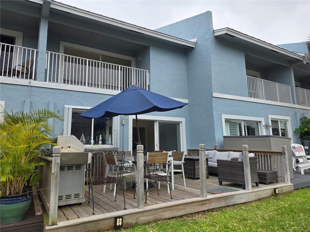 4 of 16 - 2115 Ne 44th St, Lighthouse Point, FL