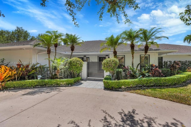 2 of 31 - 15920 Sw 81st Ave, Palmetto Bay, FL