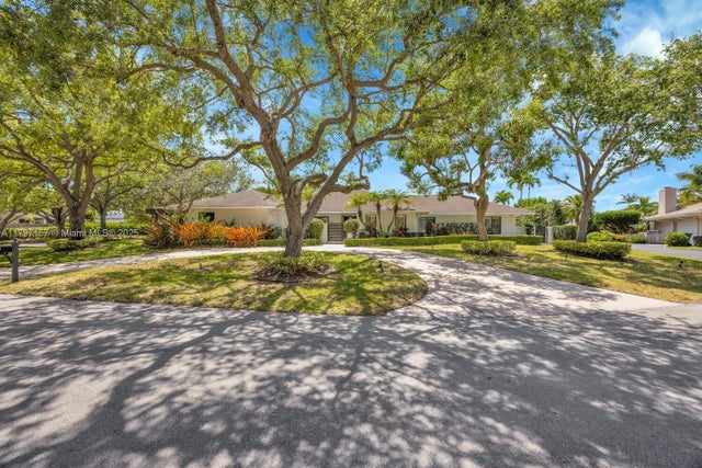 3 of 31 - 15920 Sw 81st Ave, Palmetto Bay, FL
